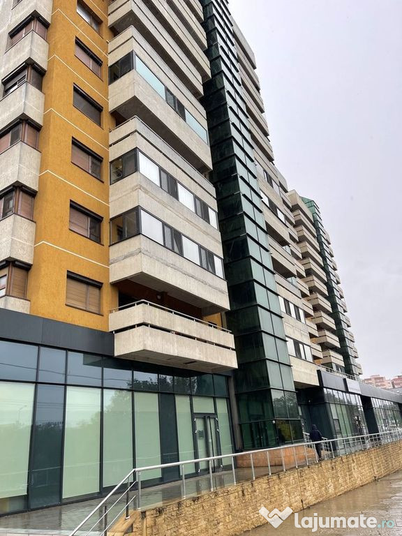 Apartament 3 camere, 2 bai, parcare subterana – Complex...