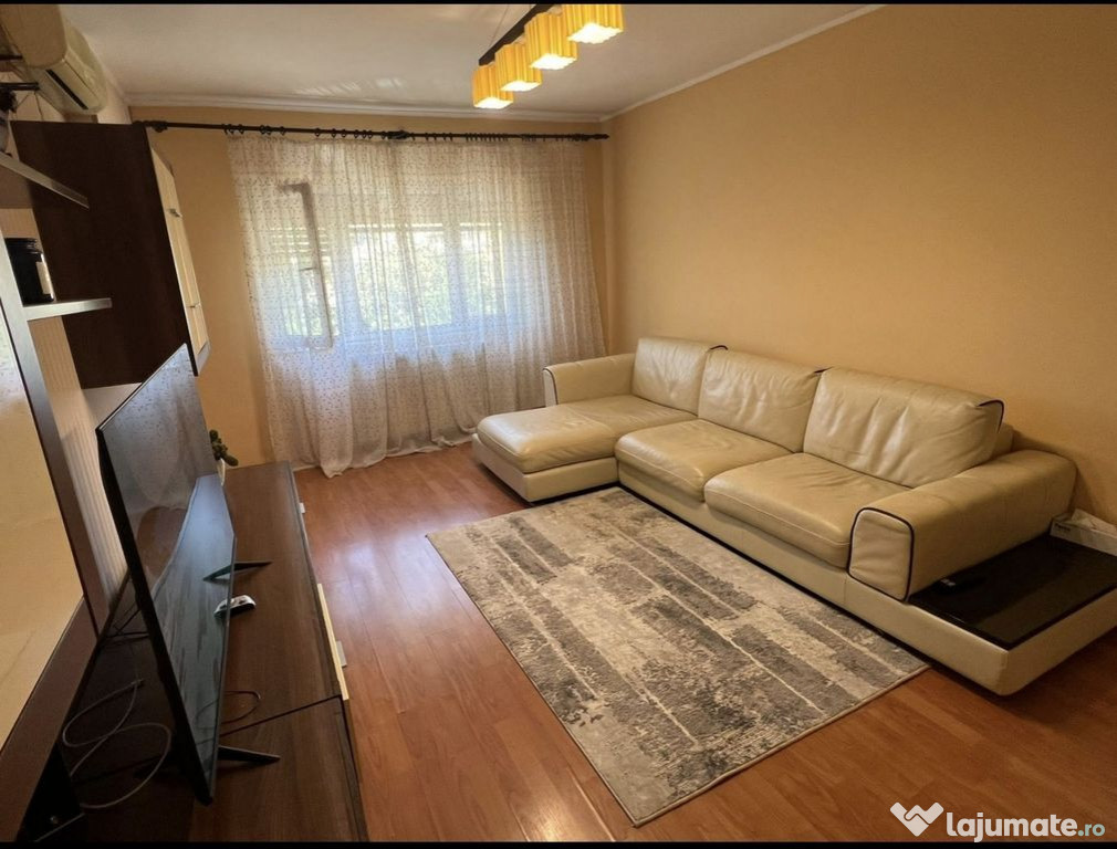 Apartament 3 camere, Sid Vest,et 4