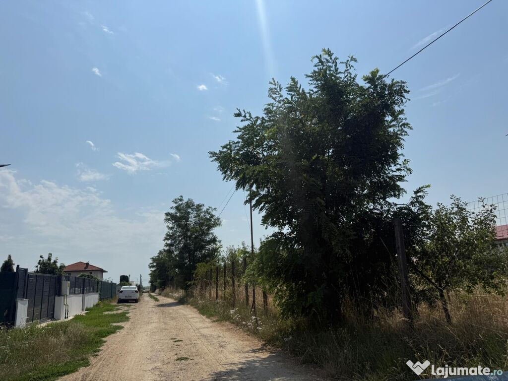 VALEA URSULUI, TEREN INTRAVILAN DE , LA MARGINE DE PADURE