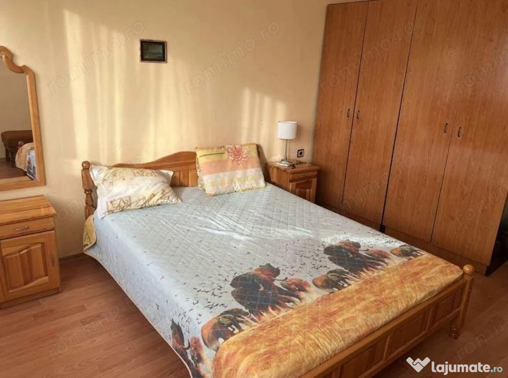 2 camere in zona Complexul-Studentesc 300
