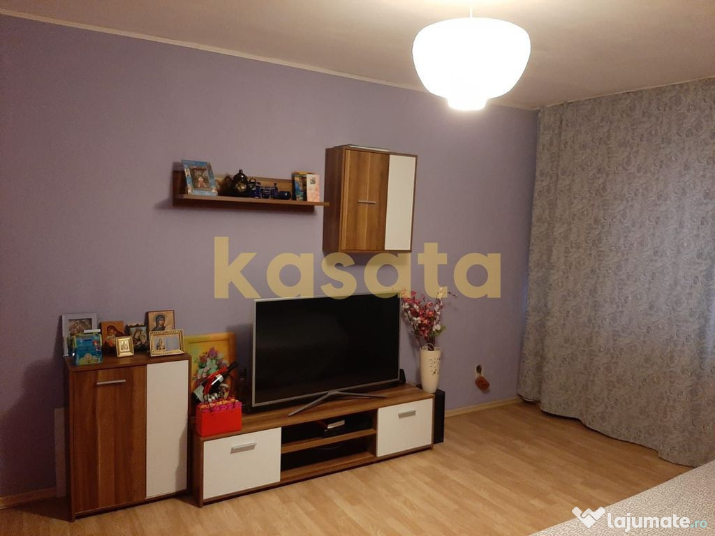Vitan - Apartament 3 camere - decomandat