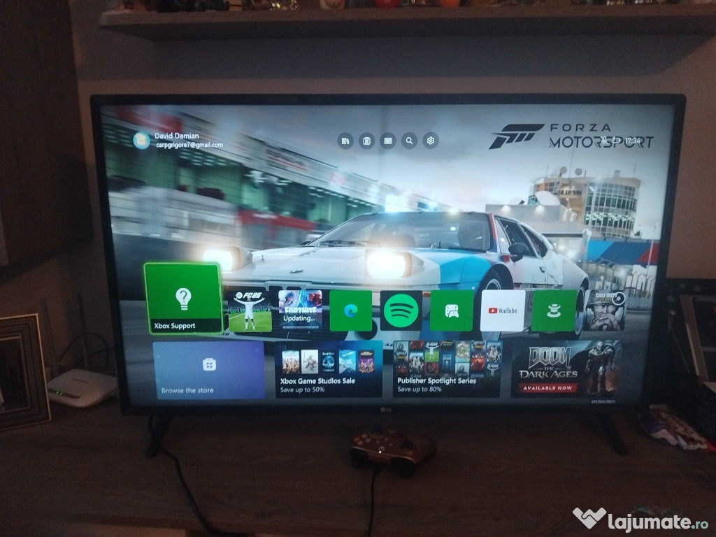 Vând Xbox One urgent