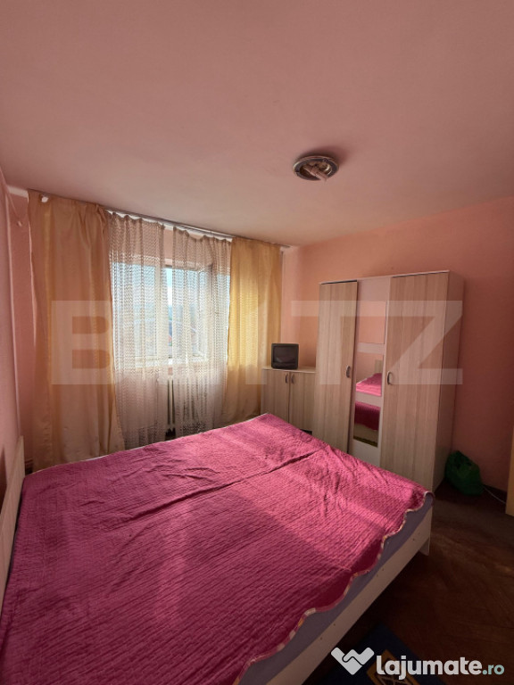 Apartament cu 3 camere, 70 mp, decomandat, Castelul de Apa