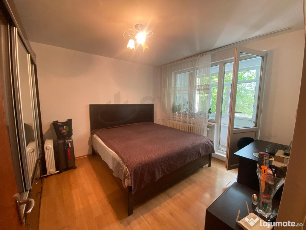 Apartament 3 camere decomandat Berceni