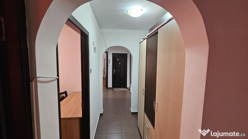 Inchiriere apartament 3 camere D, in Mircea,
