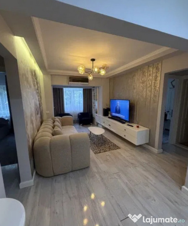 Apartament 4 camere, decomandat zona Inel II