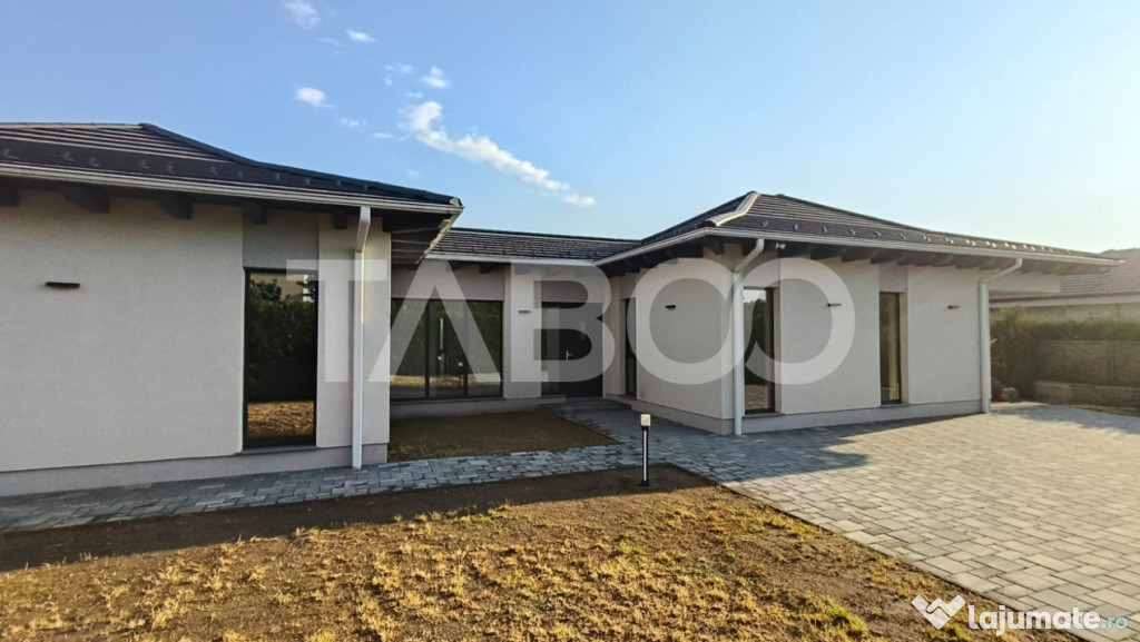 Casa noua de lux model deosebit de vanzare in Sebes