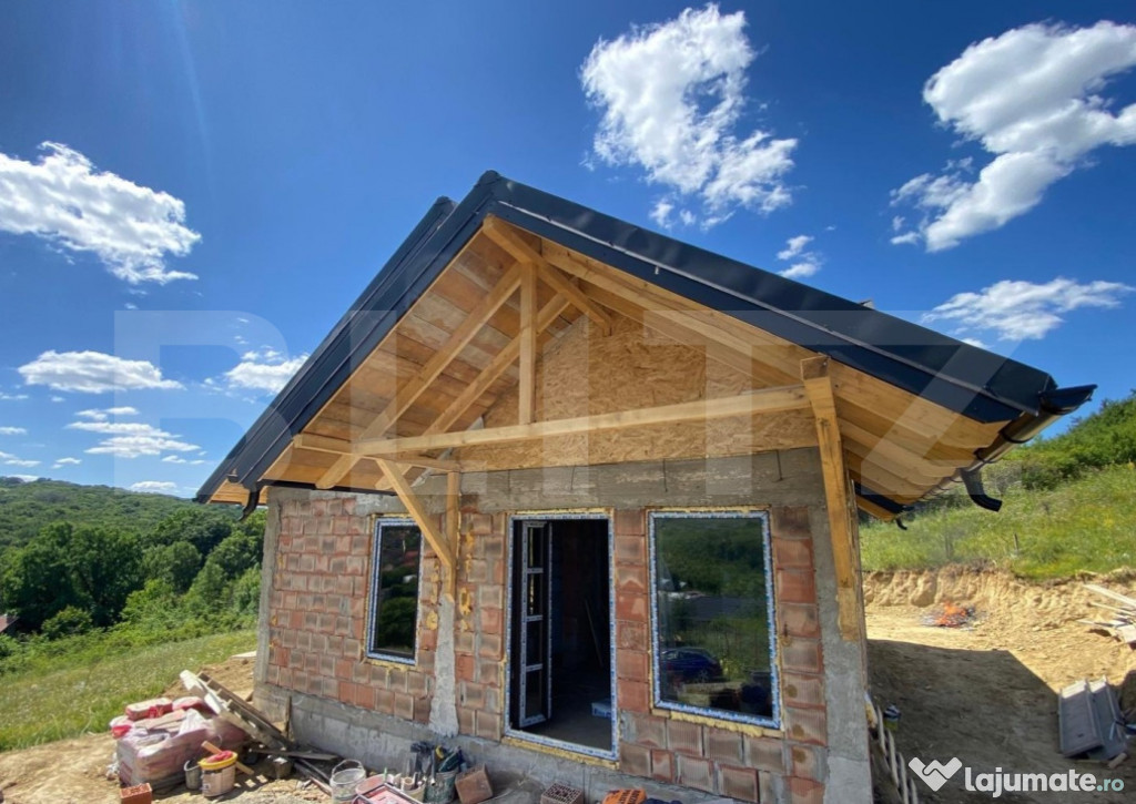 Casă individuala, 390mp teren, Barnova - foarte aproape de