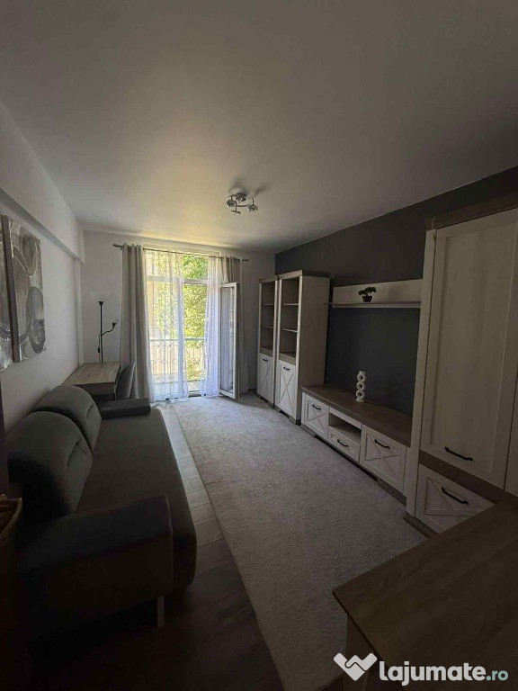 Apartamet 2 cam de închiriat , bulevardul Nicolae Titulescu