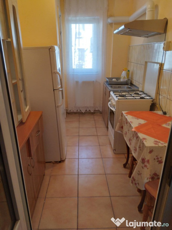 Stooop! Apartament 3 camere ec Aexandru Zimbru,