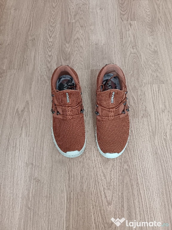 Adidași supra marime 42
