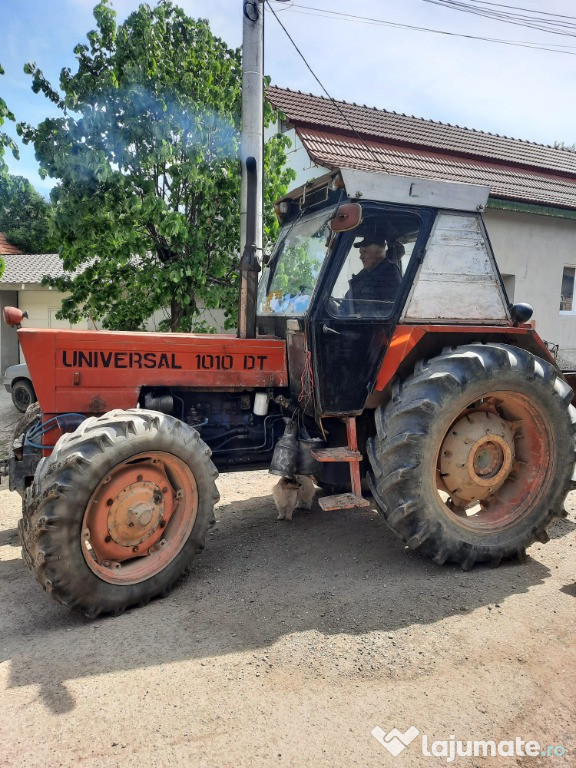 Tractor Universal 1010 DT stare de funcționare bună 7900 negociabil