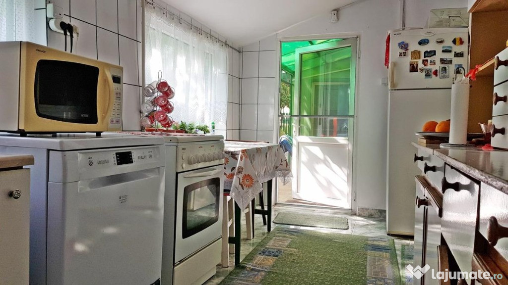 Cazare in regim hotelier-zona Delfinariu -Constanta (250Ron/noapte)