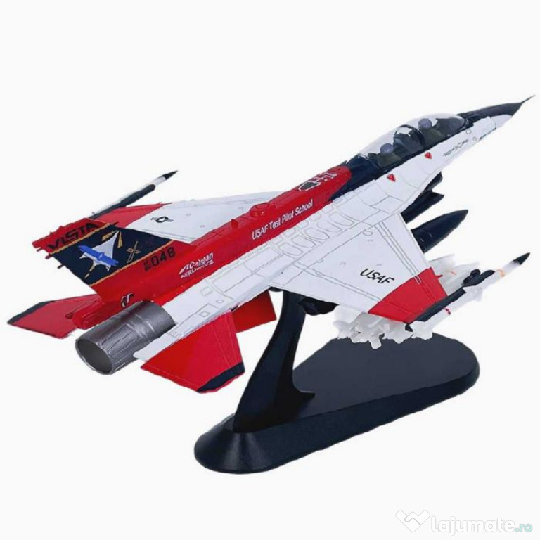 Macheta avion metalica Lockheed Martin F-16D Block 62+ scara 1:72 21cm