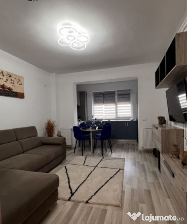 Apartament 2 camere - Metrou Aparatorii Patriei