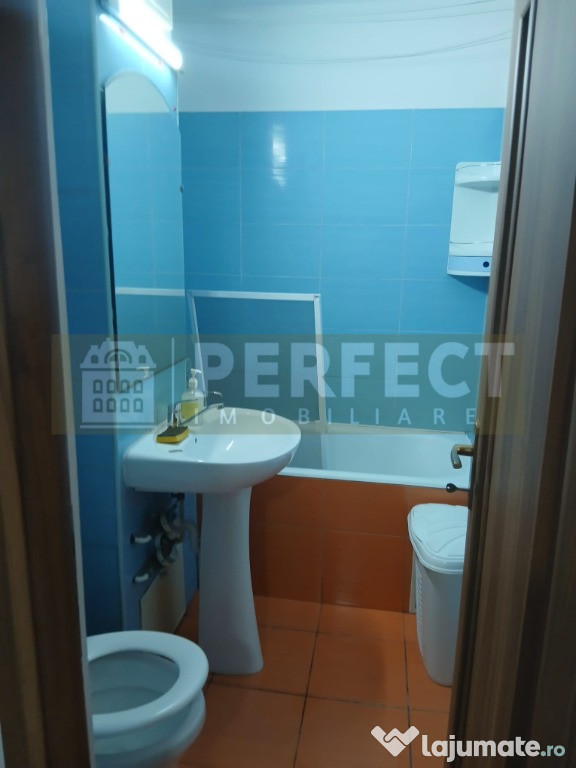 Apartament DECOMANDAT 2 camere B-dul REPUBLICII 66000 euro