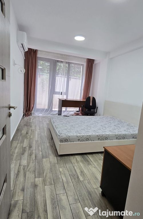 2 camere decomandat B-dul. Brancoveanu, Bloc Nou