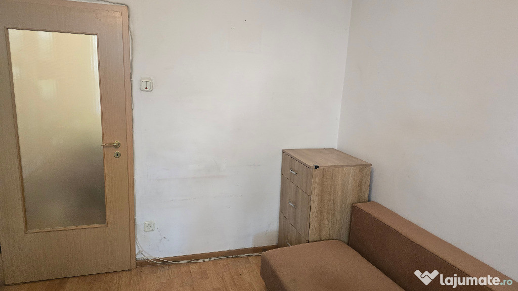 Vand apartament cu 2 camere in Deva, Dacia, parter, balcon, 37 mp