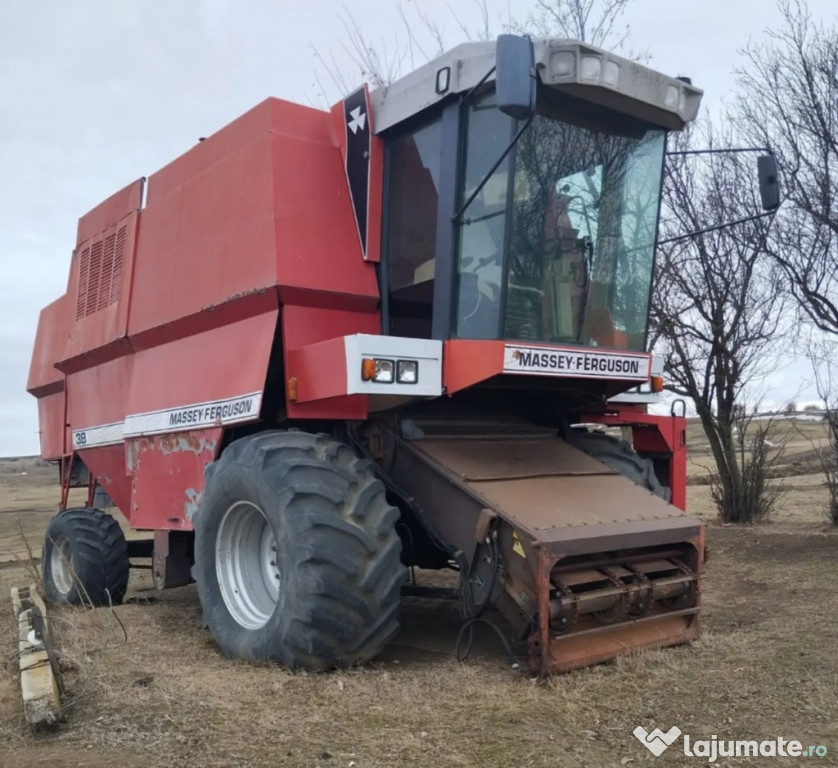Dezmembrez combina Massey Ferguson model 38 si 520