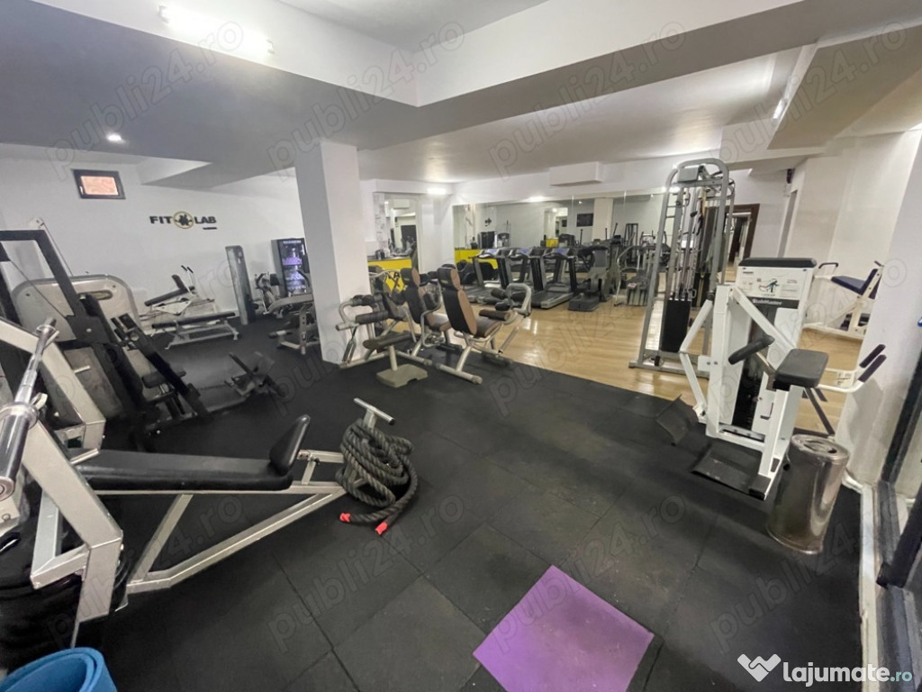 Inchiriez spatiu 200mp Stefan cel Mare