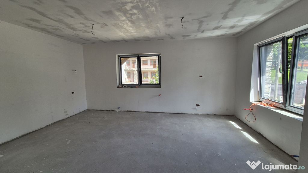 Apartament cu 2 camere + loc de parcare - Busteni - Zamora