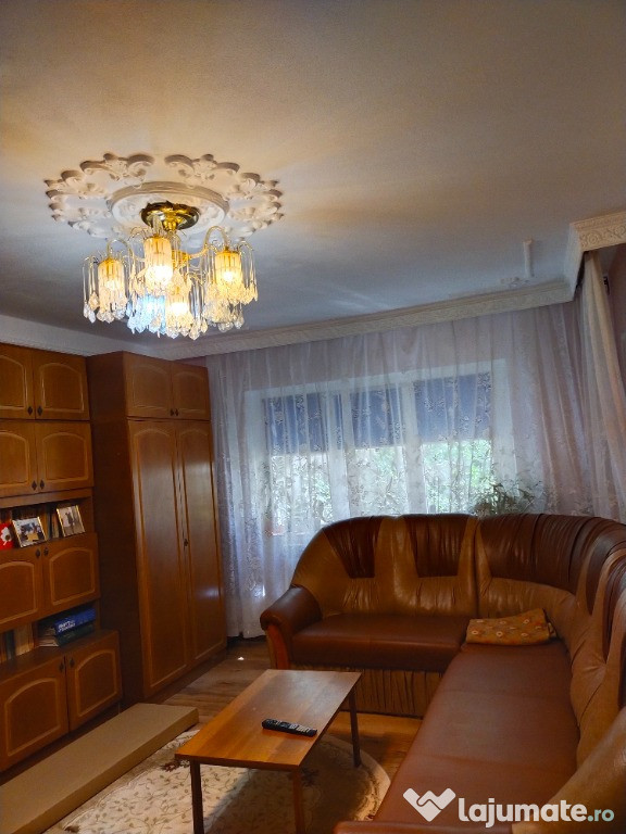 Apartament 3 camere I.C FRIMU