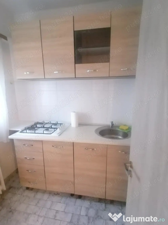 Dristor etaj 3 semidecomandat