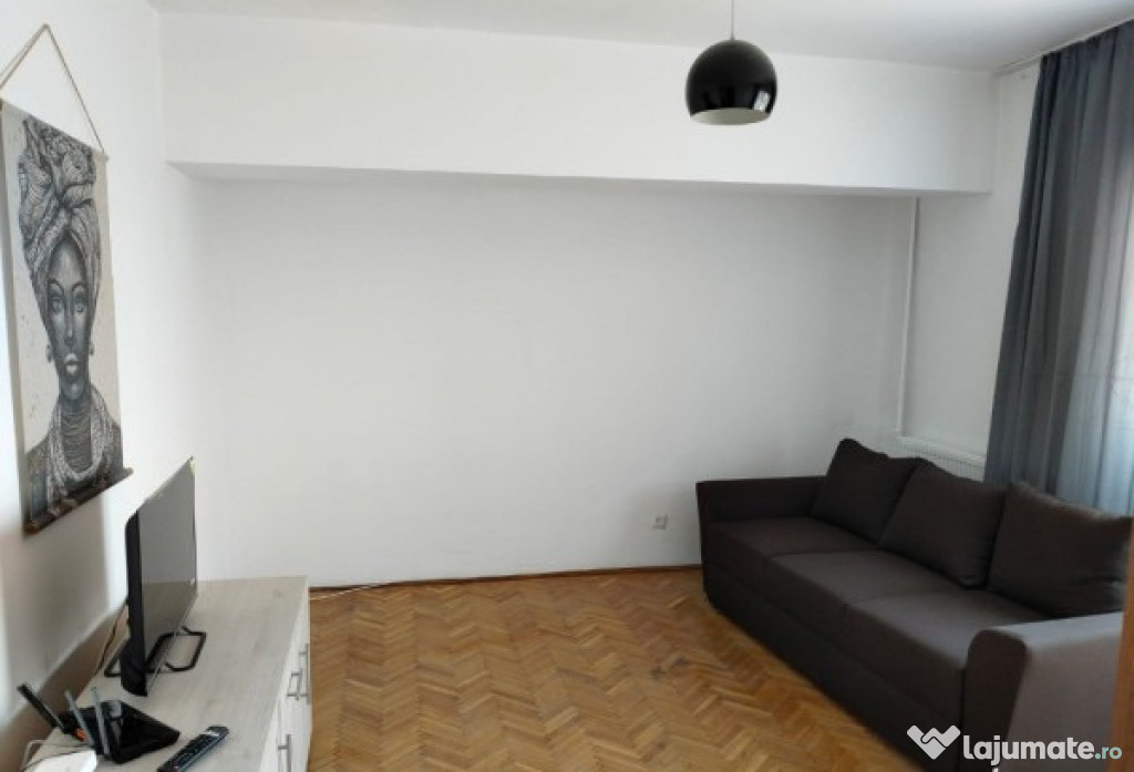 Apartament 3 camere decomandat 75 mp, zona Ciuperca
