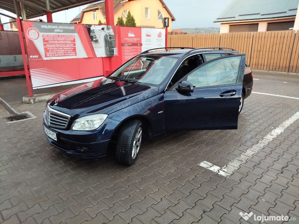 Vând Mercedes Benz