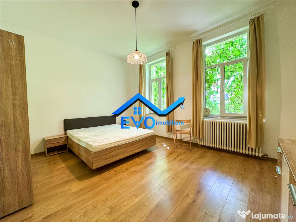 Apartament cu 3 camere, prima , curte 150 mp, zona Copou
