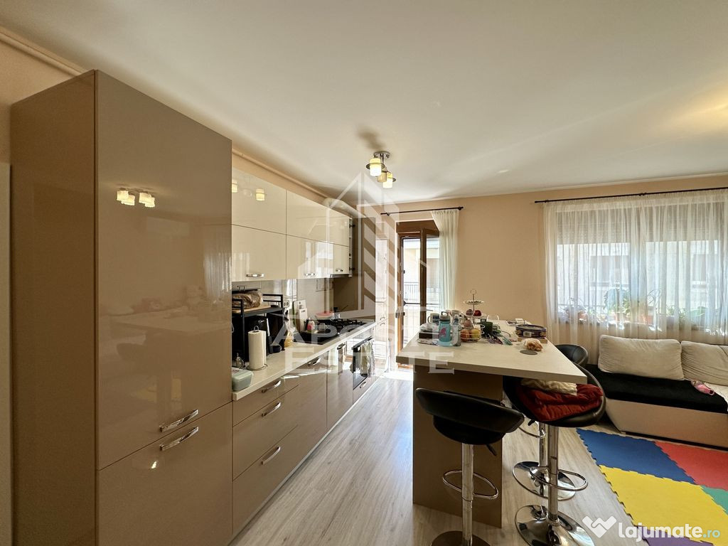 Apartament cu 3 camere, 2 locuri de parcare, Dumbravita