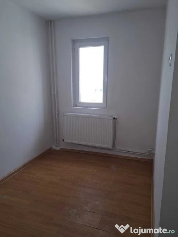 ID - 924 - IN SPATE LAMAG jambo - garsoniera -gaz si Centrala Termica