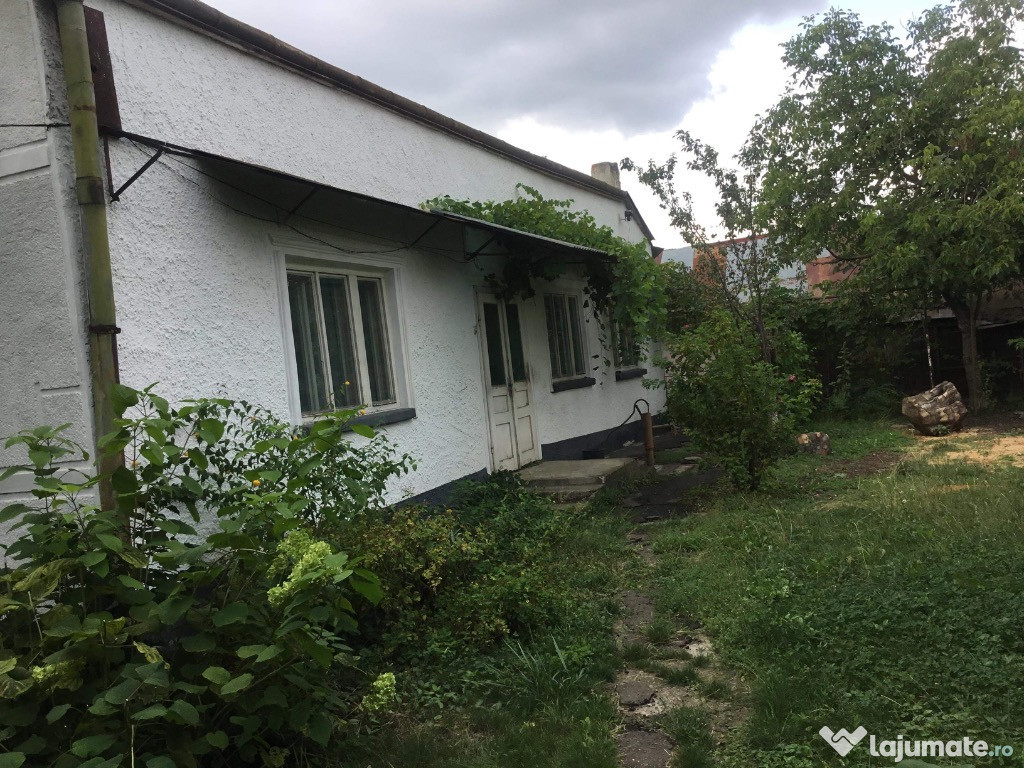 Casă de vânzare în Rădăuți