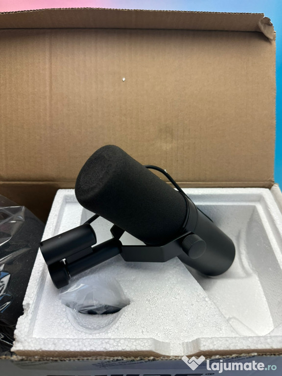 Microfon Shure sm7b pefect pentru podcast