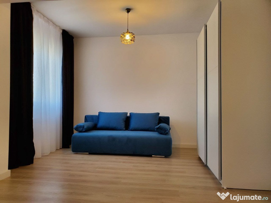 Apartament o camera,zona Tudor vis-s-vis de Iulius Mall+parcare inclus