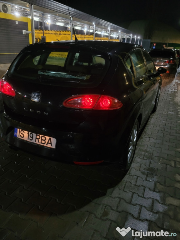 Vând Seat Leon 1p1 2006 2.0 TDI 140 cp BMM