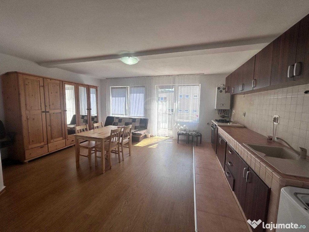 Apartament 2 camere zona Sesul de Sus de inchiriat!