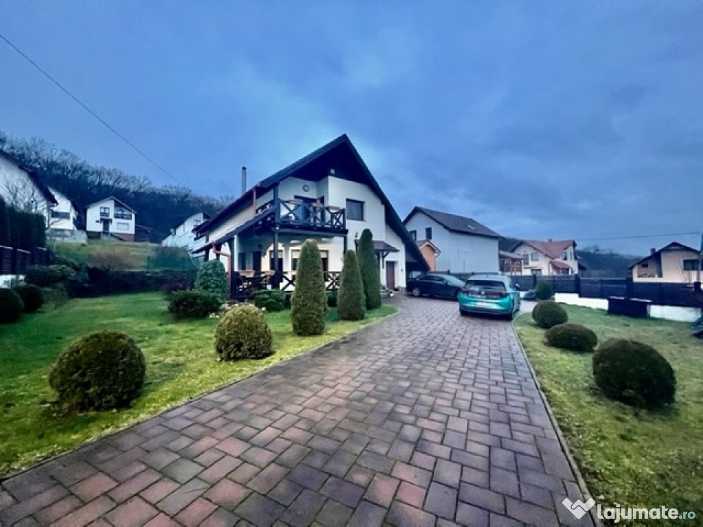 A/1700 De vânzare casă în Mureș- Corunca