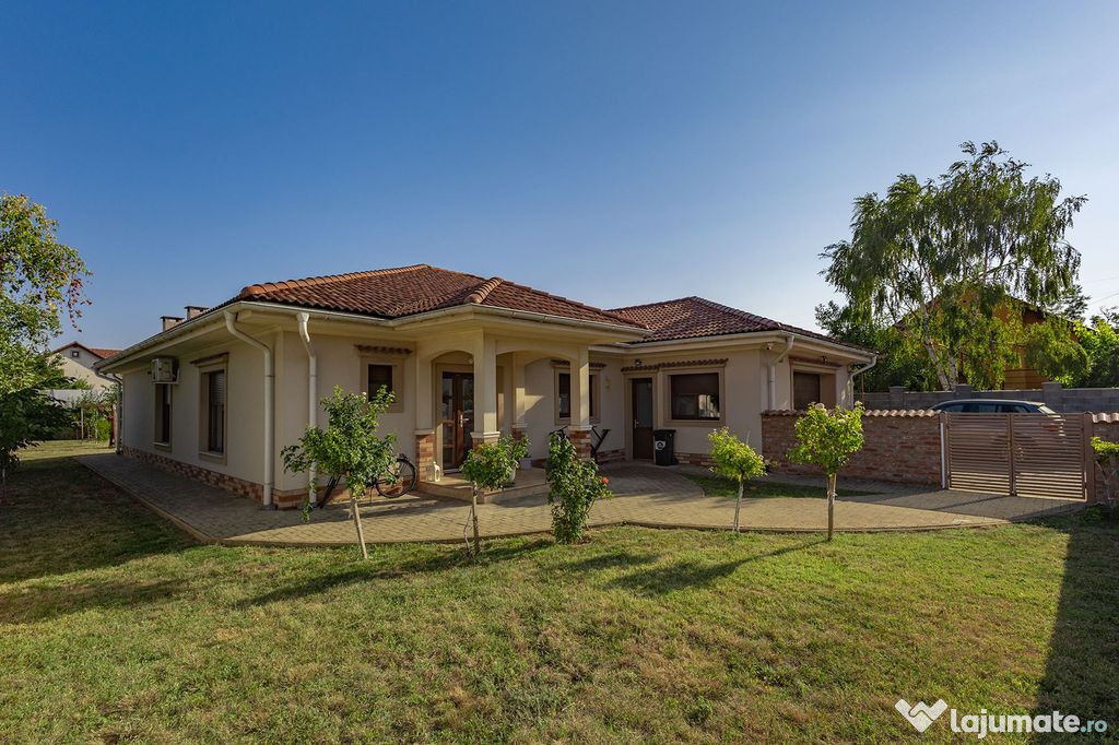 Casa deosebită cu 4 camere | teren 1000mp SanMihaiu Roma...