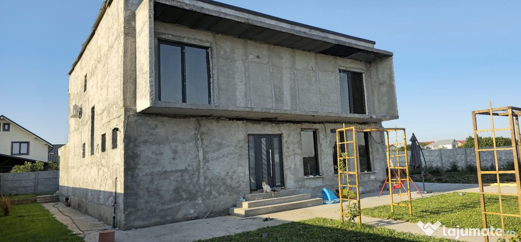 Casa de vanzare – Vanatori,cartier Mailo,jud. Galati –