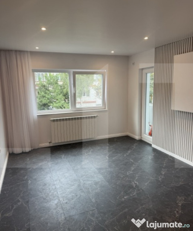 Apartament cu 3 camere, decomandat, 72 mp, ultracentral
