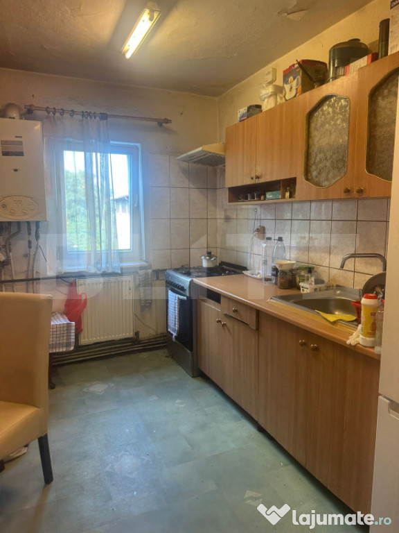 Apartament 4 camere decomandate, 2 bai, 2 balcoane, 80 mp, e