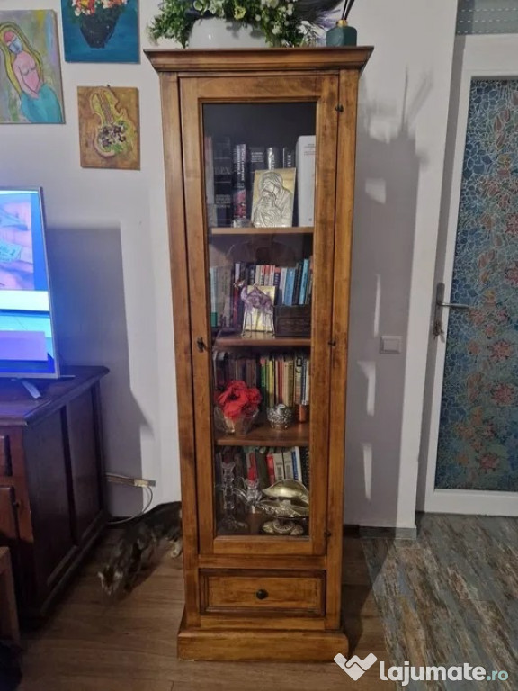 Vând piese mobilier din lemn masiv