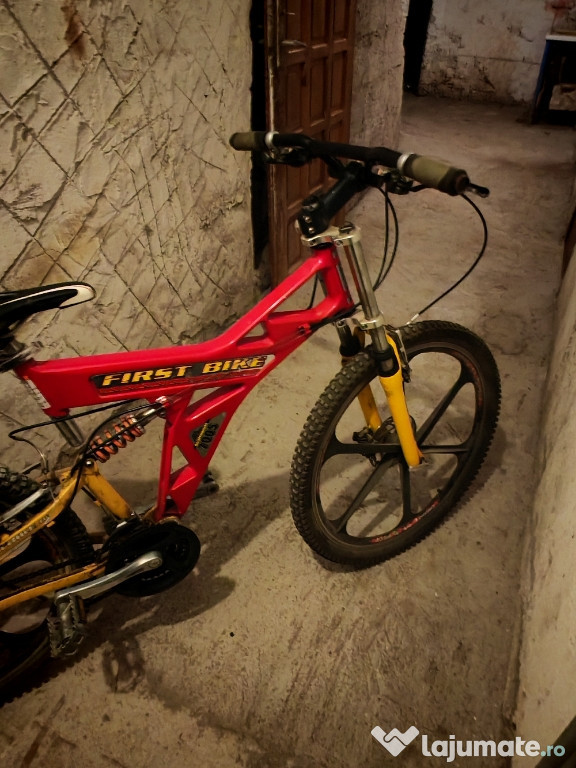 2 biciclete și 3 scaune rabatabile noi, de gradina terasa