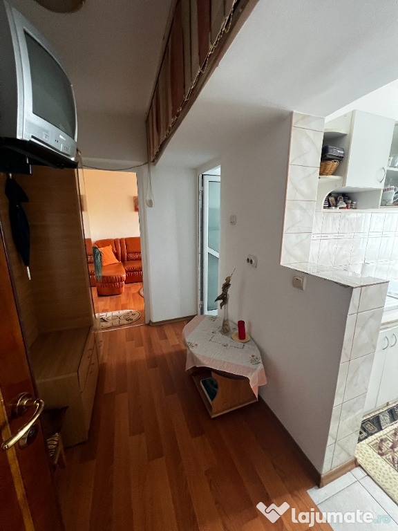 Apartament 2 camere - mobilat Fundătura Păcii.