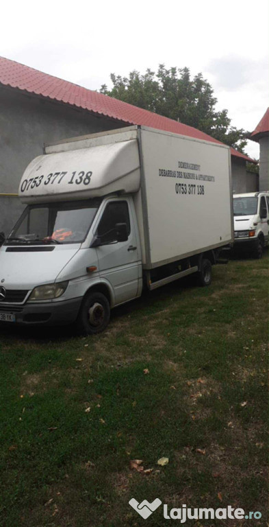 Mercedes și Iveco dailly