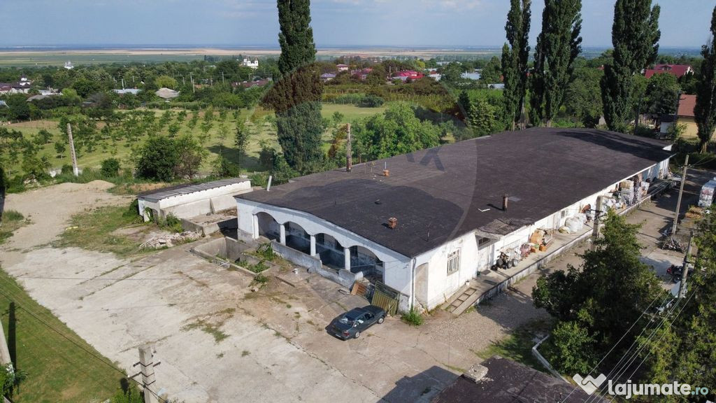 Spațiu industrial de 1,252mp de vânzare