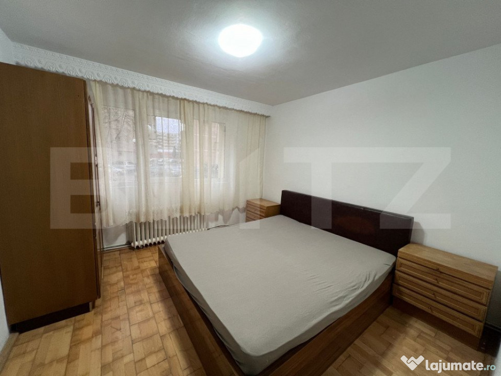 Apartament 3 camere, 64 mp, parter cu balcon, zona Centrală
