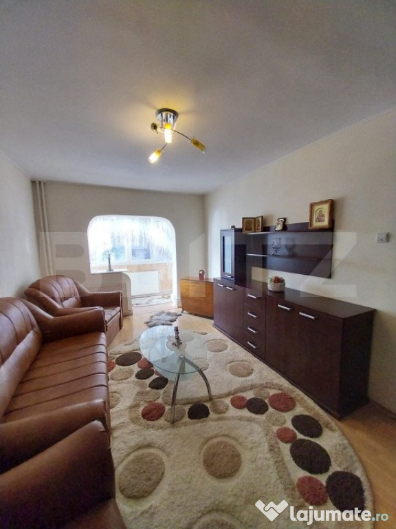 Apartament 3 camere, 65 mp, etajul 1, zona Școlii nr. 11,