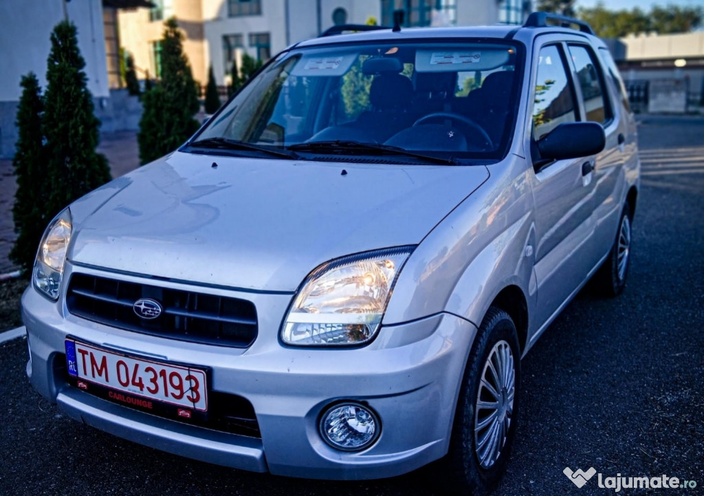 Vând subaru justy 4x4